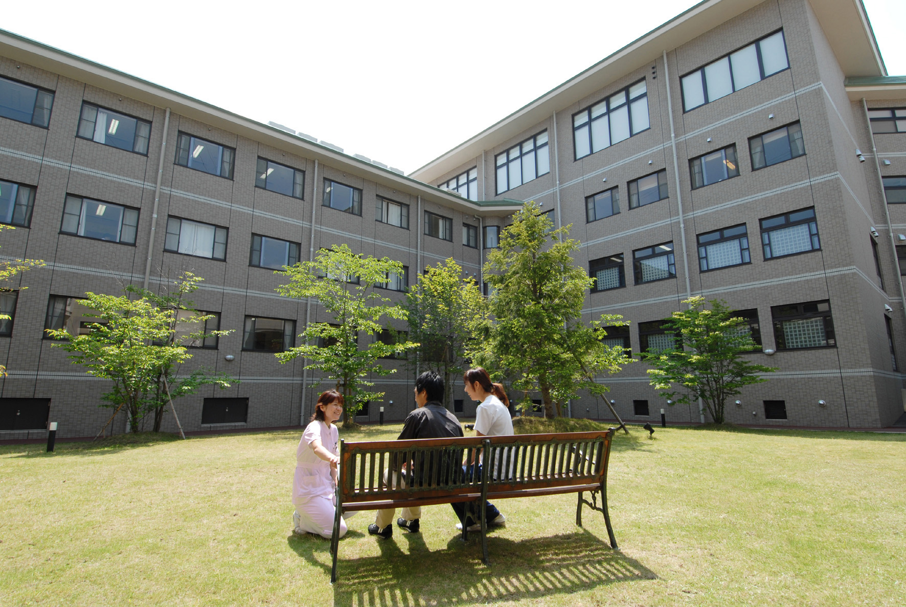 点」から「面」の医療のイメージ画像、PC版。